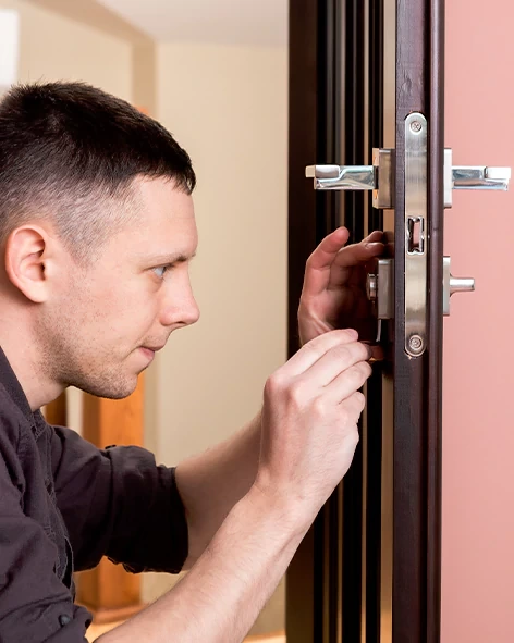 : Professional Locksmith For Commercial And Residential Locksmith Services in Apple Valley, CA