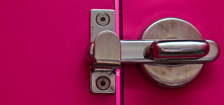 Childproof Gate Lock in Apple Valley, California