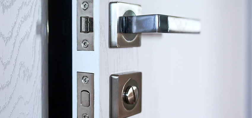 Door Lever Handle Lock Repair in Apple Valley, CA