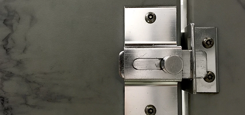 Fix A Room Door Lock in Apple Valley, CA