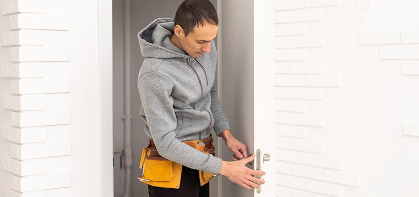 Nighttime Locksmith Near Me in Apple Valley, CA